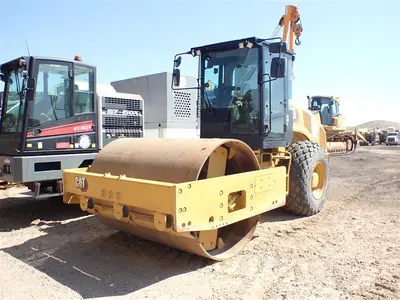 USED 2020 Caterpillar CS56B