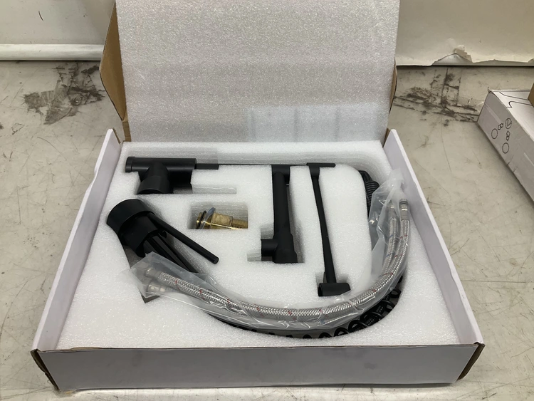 Used _UNKNOWN_ _UNKNOWN_ Faucets / Sprayers Michigan US | Miedema Asset Management Group #1307983
