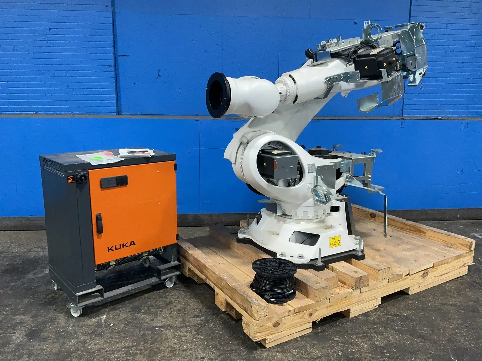 Used 2016 KUKA KR300 R2500 ULTRA MED AC CK Robots Ohio US | HGR 24 #1548047