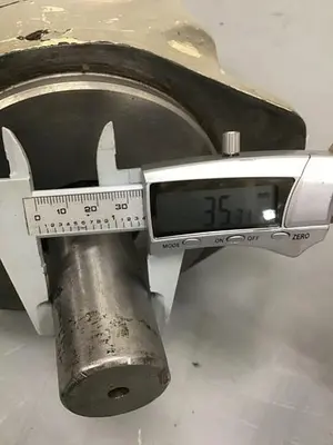 USED VICKERS 3520V38E5