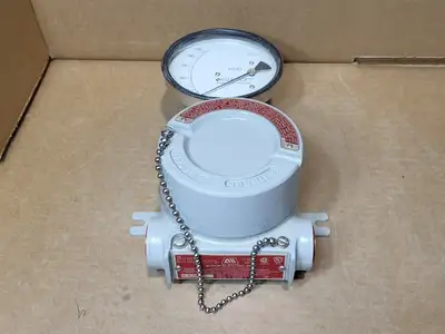 NEW ASHCROFT 45-1131SD-25L-XEKV6-100PSI