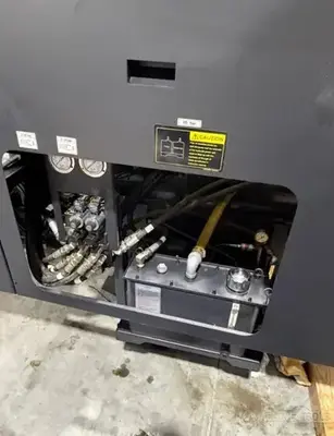 USED 2011 DOOSAN PUMA 400LMB