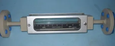 QTY. 1. BROOKS INSTRUMENT DIVISION FLOW METER. 500...