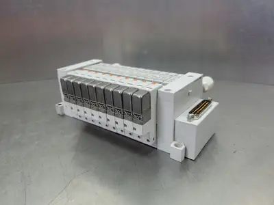 USED SMC VQ1101N-51/VVQ1000-10A-1