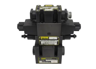 NEW PARKER D31VHW3C4NYCF67 VALVE D1VHW4CNYCF6