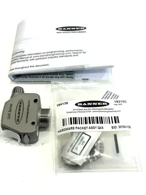 NEW BANNER Q4XTBLAF300-Q8 PHOTO ELECTRIC SENSOR Q4XTBLAF300Q8