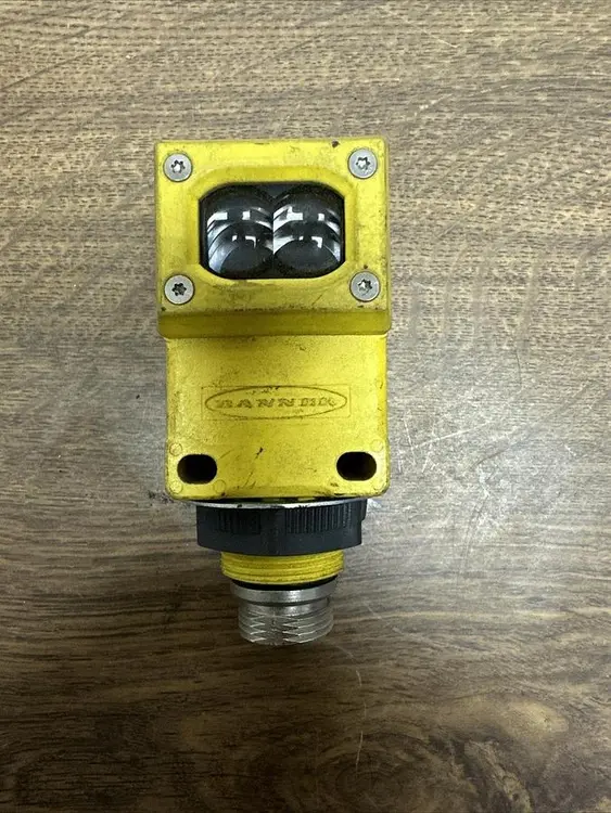 Used BANNER Q45VR2LVQ Sensors | Surplus Asset Holdings #1206640