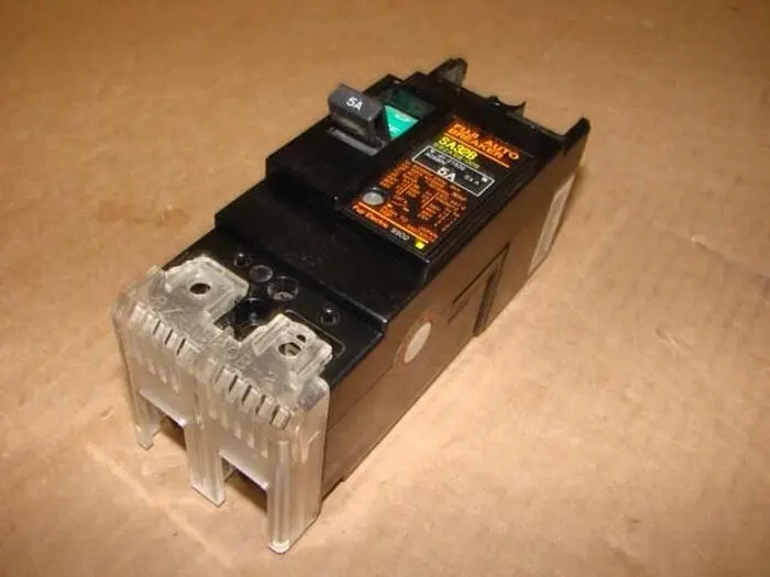 Used FUJI ELECTRIC SA32B-5 Circuit Breakers Michigan US | Ideal Machinery #586727