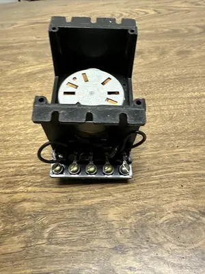 Used EAGLE SIGNAL BR11A601 Industrial Controls Ohio US | Surplus Asset Holdings #1243809