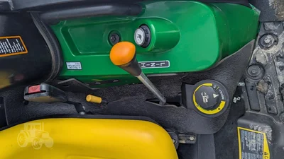 USED 2015 JOHN DEERE 1023E