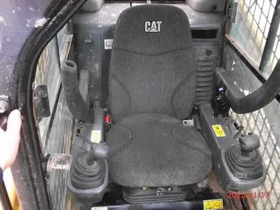 Used 2019 CATERPILLAR 289D Compact Track Loaders New York US | Beck Equipment #1509307