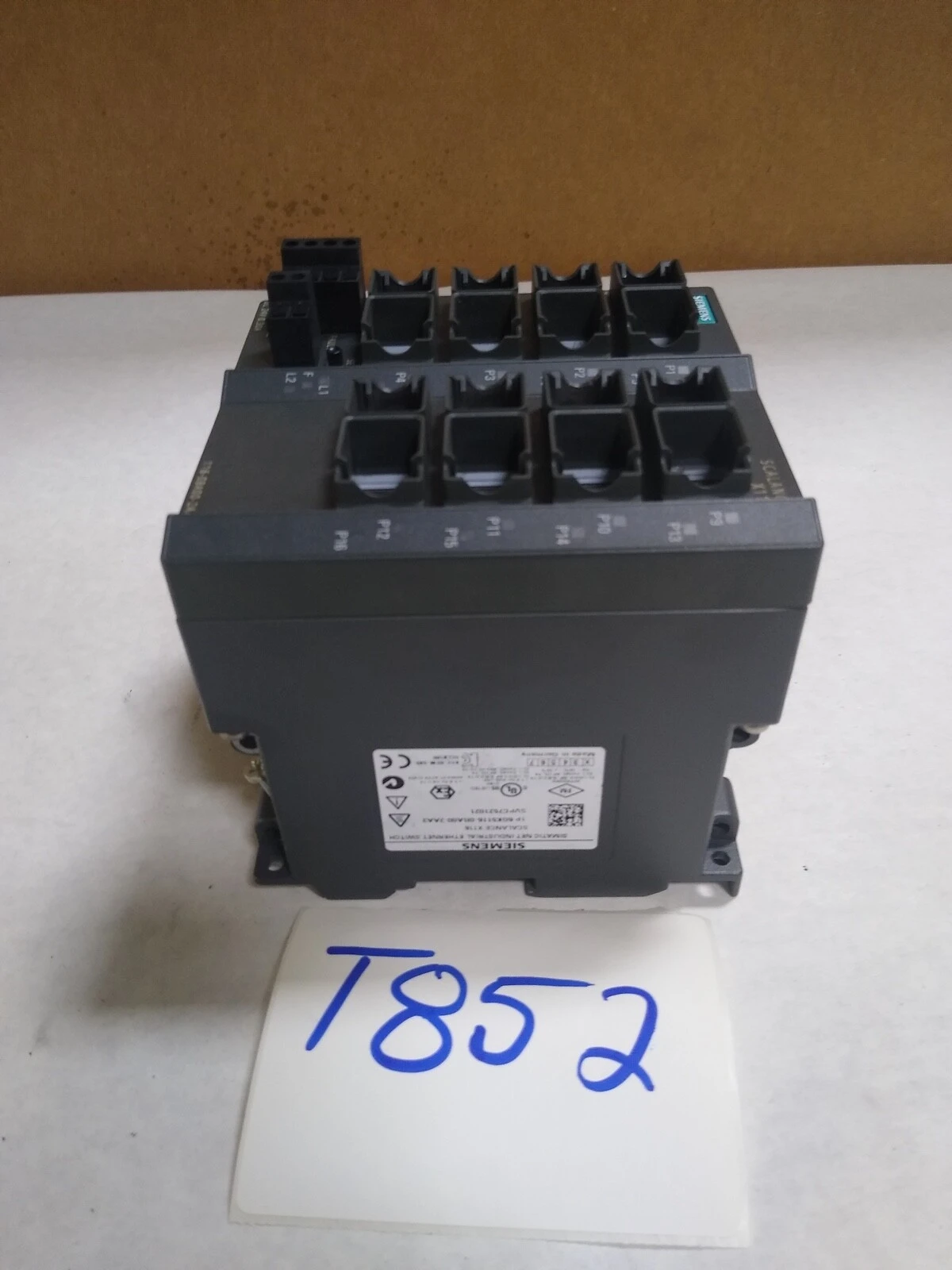 USED Siemens scalance x116 6GK5116-0BA00-2AA3