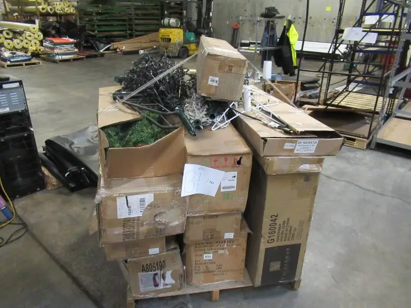 Pallet of Store Overstock and Ecommerce Product and Returns - Vickerman Christmas