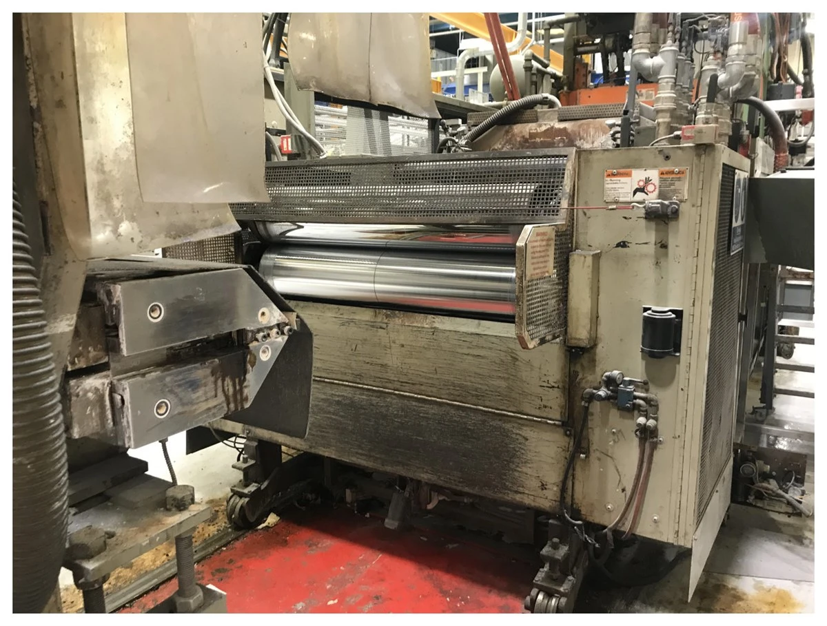 40" Brown model B4042 thermoforming line with , B4042 former and T340 trim press. New 1996