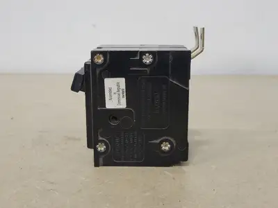 USED CUTLER-HAMMER BAB2035