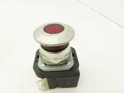 Allen Bradley 800T-FXQH2R Red Illuminated Push/Pull Button 30mm