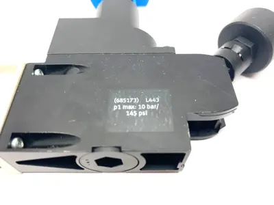 Used Festo Pneumatic Valve Regulator Plate 21mm 543344 Air Pressure Regulators Michigan US | Maverick Industrial Sales #1412944