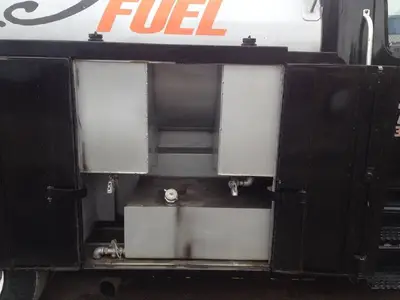New | in-Stock 1990 INTERNATIONAL FUEL TANKER TRUCK Fuel & Lube Trucks Florida US | USA Transequipment #1542572