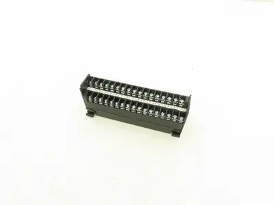 Keyence XC-T34B2 Screw Terminal Flat Cable Connector Conversion Block 125V
