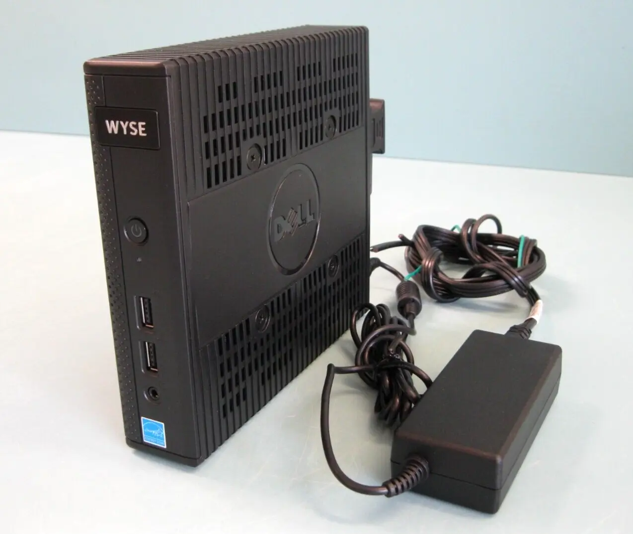 Dell Wyse D10D 2GF/2GR Thin Client with Adapter E18