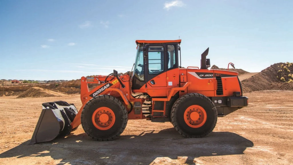 USED 2022 Doosan DL200
