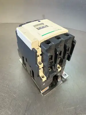 Schneider LC1D40 600V A.C. Max (3.2.4)