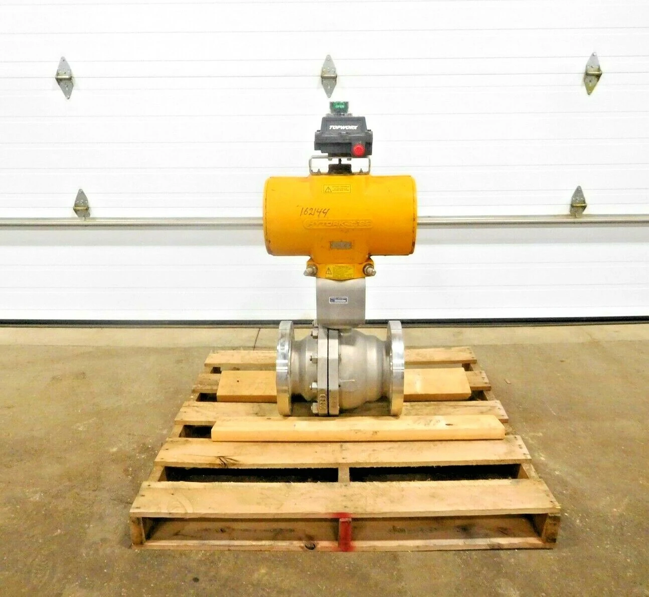 New | in-Stock Hytork EIA-2586-DAG-B00 Valves/Fittings | Equipment Recovery Corp. #1330913