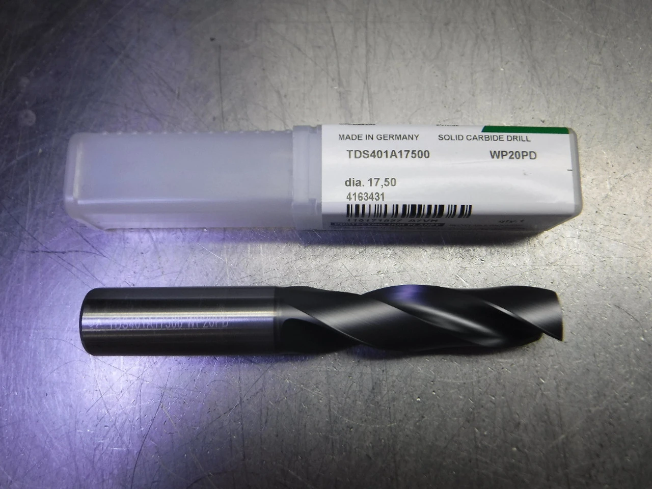 Widia 17.50mm Coolant Thru Carbide Drill 18mm Shank TDS401A17500 WP20PD (LOC3370)