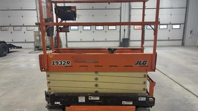 USED 2017 JLG 1932R