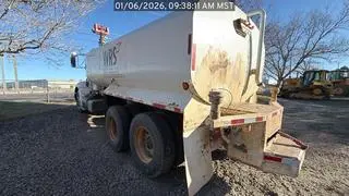 USED 2014 Kenworth T370