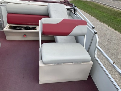 Used 1998 TRACKER PONTOON Boats (Misc) Michigan US | Miedema Asset Management Group #1425092