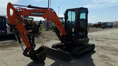 USED 2019 Doosan DX35