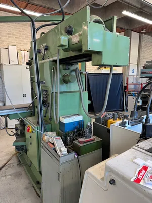 1987 CME FU-3 CM Universal Mills | Bowland Trading Ltd (11)