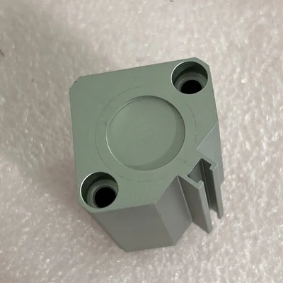 NEW SMC CDQ2B20-20DC