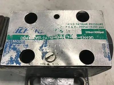 USED VICKERS DG4V3S2AMUHL760EN490