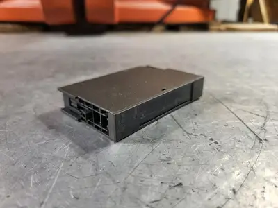 NEW SIEMENS 6ES7138-4CA01-0AA0