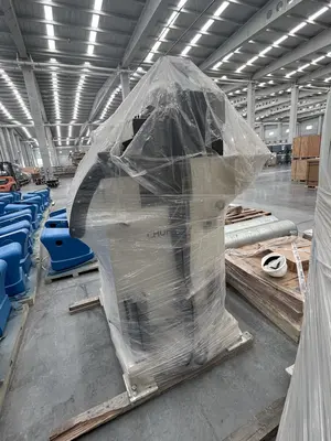27"x 60" O.D X 11,000 Lbs Chuh Shin MLAT-700 Servo press feed line. New never used.