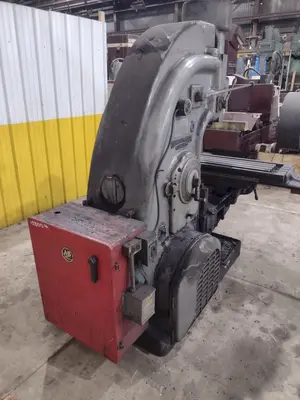 #3 X 15 HP KEARNEY & TRECKER K&T VERTICAL MILL: YOBRO #23771
