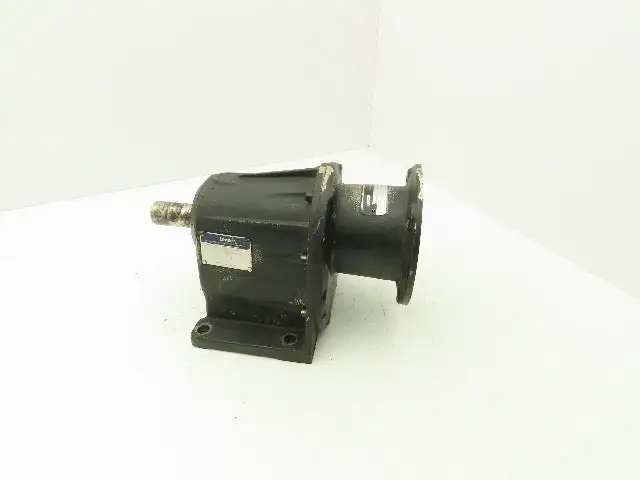 Lenze 12.602.12.1.5 Inline Gearbox 6.3:1 Reducer 285 RPM IEC Metric Frame