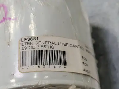 NEW FLEETGUARD LF3681