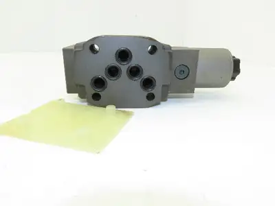 Nachi Hydraulic Directional Control Solenoid Valve 24VDC