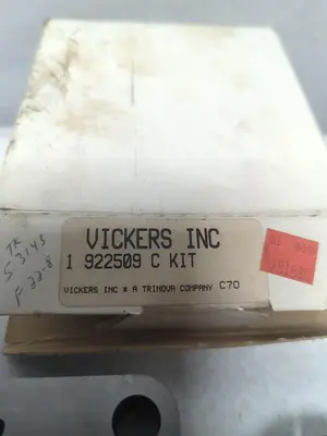 New | in-Stock VICKERS 922509 Pumps | Surplus Asset Holdings #1206328