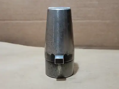 USED UNIVERSAL ENGINEERING 80430