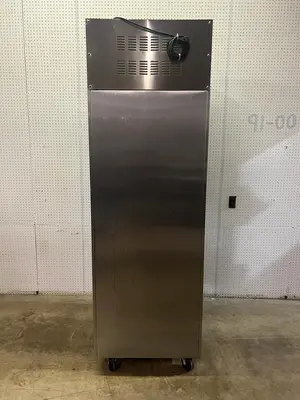 Used Victory Used Victory Ultraspec FS-1D-S1-HC Reach In Solid 2 Half Door Freezer 115V Freezers Illinois US | Falcon Restaurant Supply #1375039