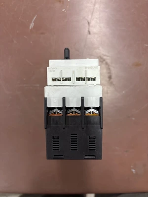 Used SIEMENS 3RV1421-1JA10 Circuit Breakers Illinois US | Aucto #1328659