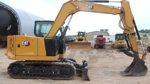USED 2024 Caterpillar 307.5
