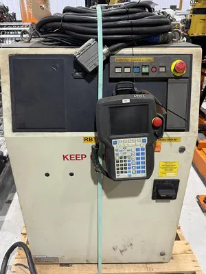Used 2004 FANUC ARCMATE 100IB Robots Michigan US | RAB Industries, Inc. #184557