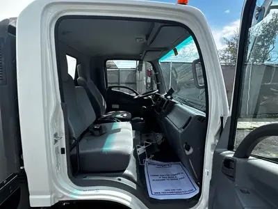 Used 2020 ISUZU NPR EFI Box trucks Florida US | Truck and Van Outlet #1509218