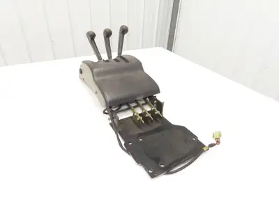 Yale ERP035TF Forklift Three Lever Hydraulic Control Lift Tilt & Shift W/Cover