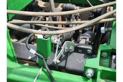 Used JOHN DEERE 1890 No-Till Drills North Dakota US | Trustworthy Equipment #1403416